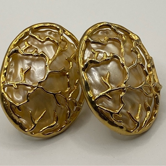 Vintage Rare Big  Earrings from the 70s - 80s Baroque Pearl Type - Picture 2 of 6